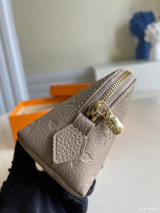 First bags ru reviews VUITTON LOUIS POUCH COSMETIC 0728